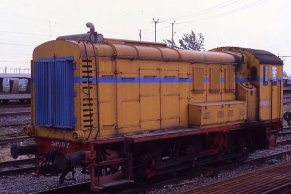 Locomotiva Diesel da manovra pesante Ne 700.001